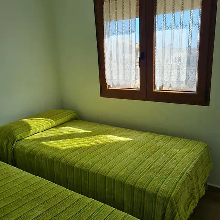 Holiday home Adosado Unifamiiar Rocasol *