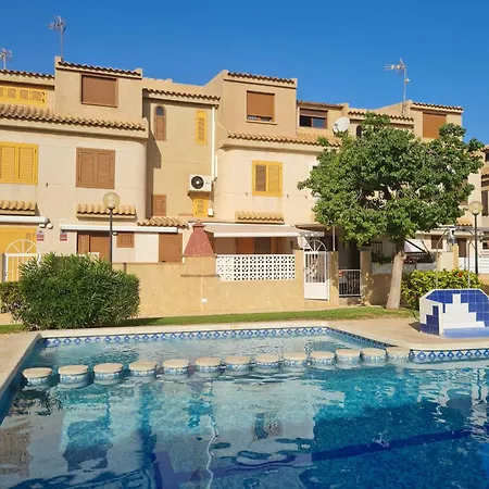 Holiday home Adosado Unifamiiar Rocasol *